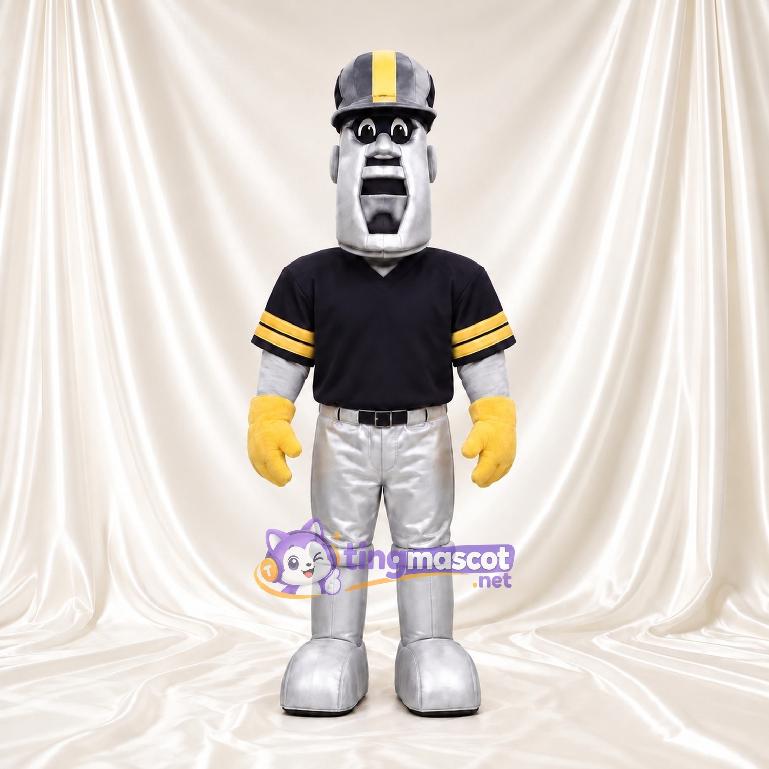 Costume de mascotte Robot – gris – Maillot de sport (noir); Pantalon (argenté) Costume de mascotte Robot – gris – Maillot de sport (noir); Pantalon (argenté)