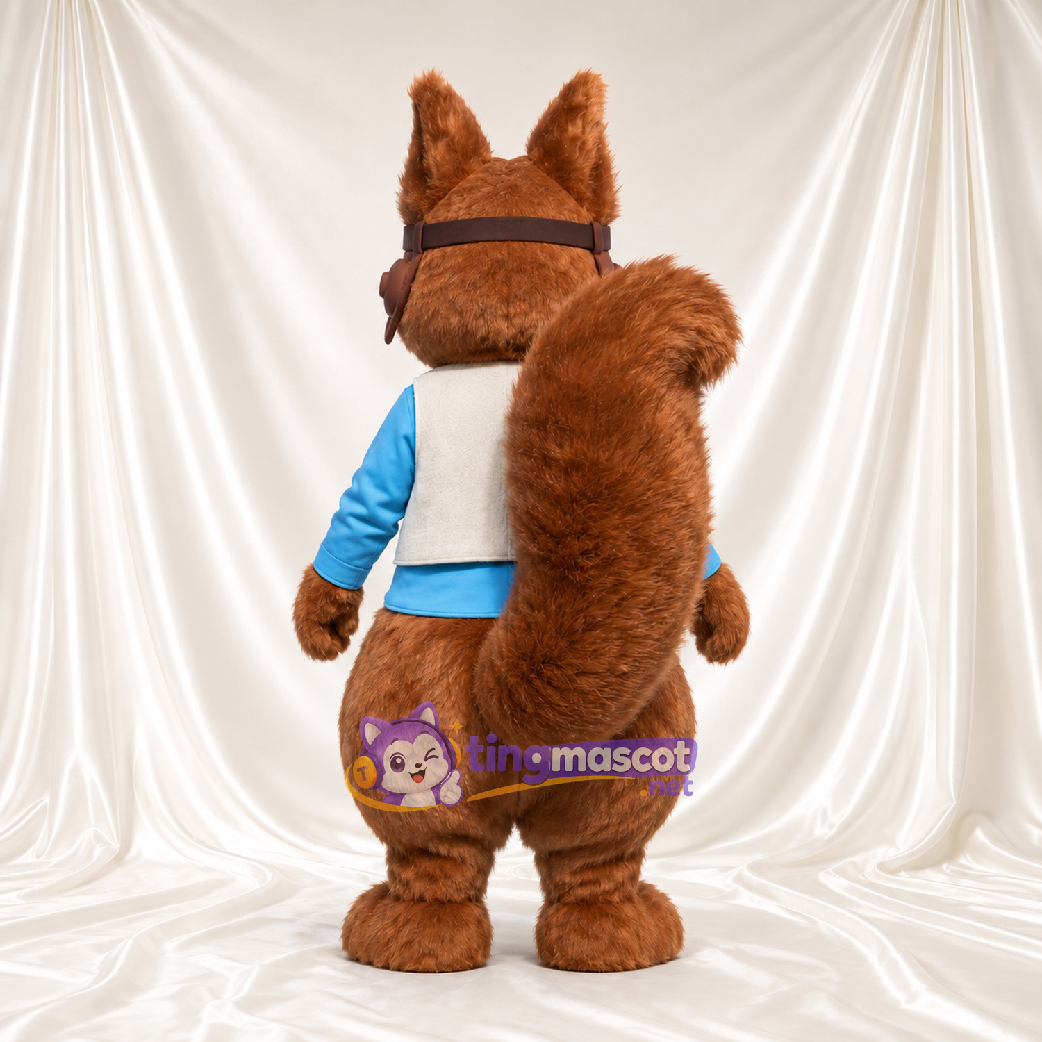 Maskottchenkostüm Squirrel Nutkin – wie abgebildet – Schutzbrille; Weste (weiß) Maskottchenkostüm Squirrel Nutkin – wie abgebildet – Schutzbrille; Weste (weiß)