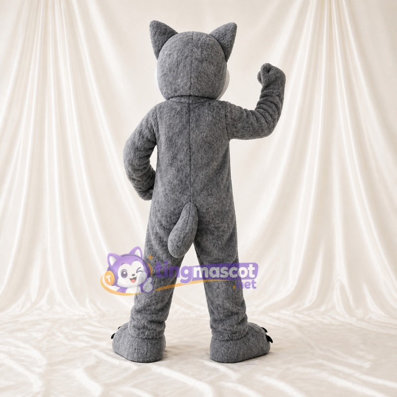 Expressive White Wolf Mascot Costume Full Body for Adults Sports Events