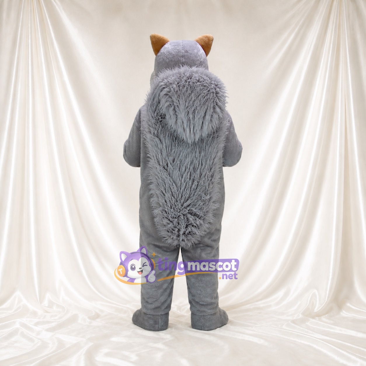 Graues Eichhörnchen mit beigem Bauch Ganzkörper-Maskottchenkostüm für Erwachsene – Sportveranstaltungen Graues Eichhörnchen mit beigem Bauch Ganzkörper-Maskottchenkostüm für Erwachsene – Sportveranstaltungen