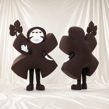 Abstract Floral Emblem Mascot Costume Full Body for Adults Stage Events