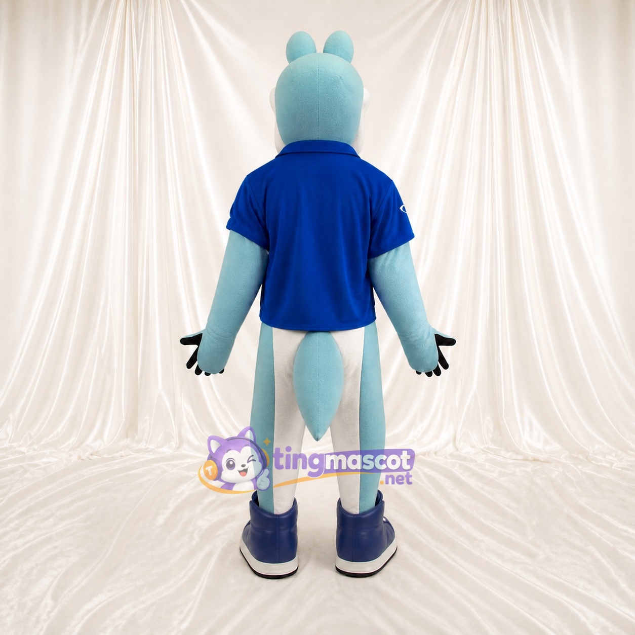 Sports Outfit Shark Athlete Mascot Costume Full Body for Adults Sports Events